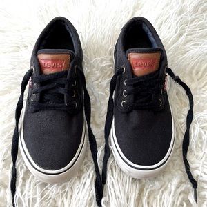 Levis Canvas Shoes